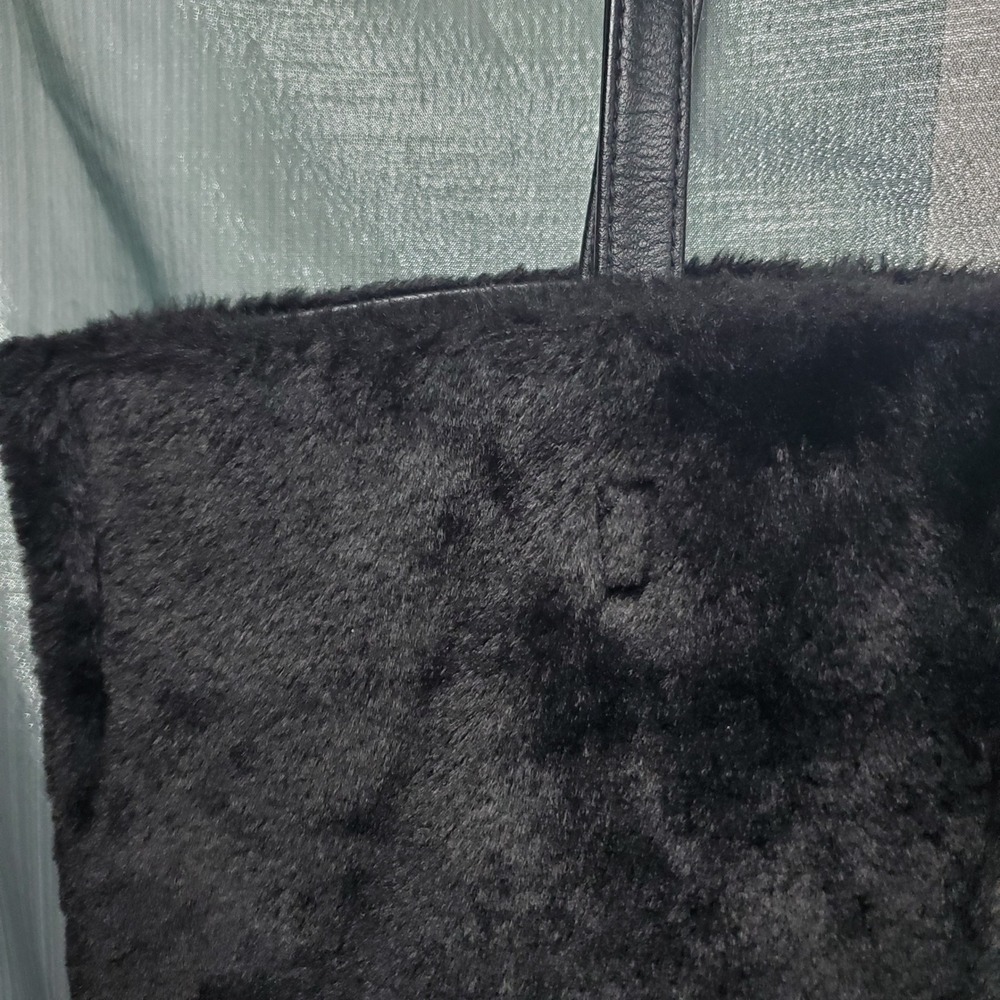 Black Faux Fur Tote Bag Shoulder Bag Handbag Magnetic Snap Closure Mob Wife - Picture 2 of 8